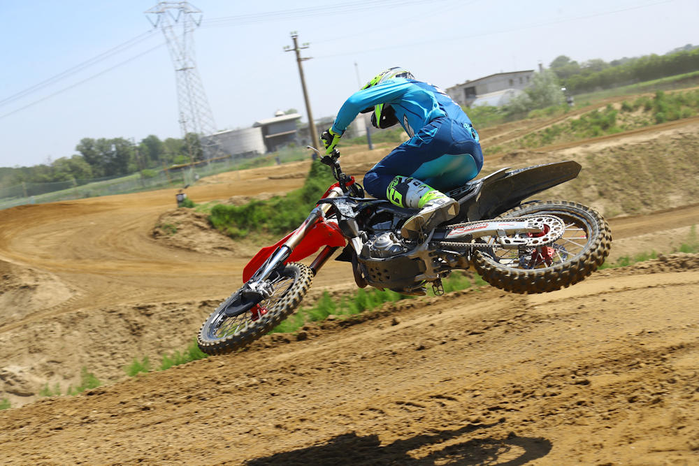 Honda CRF Kurventechnik